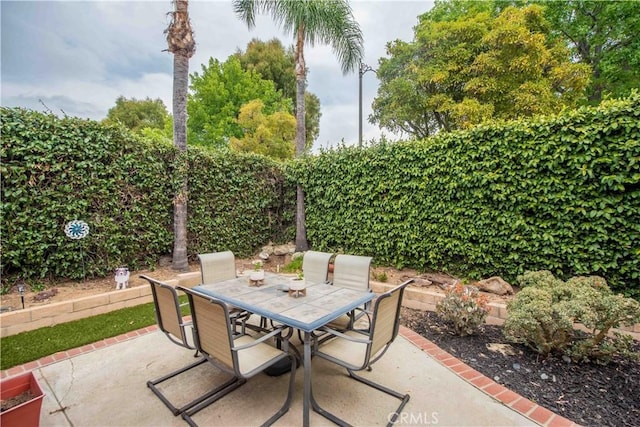 747 De Jesus, Placentia, CA 92870 - view of patio / terrace with outdoor dining space
