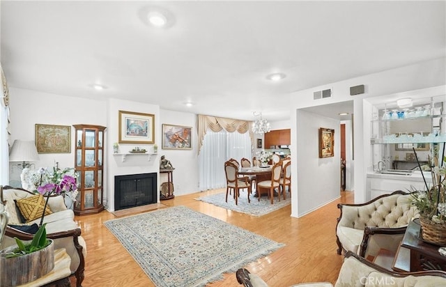 11952 Darlington Ave Unit 6, Los Angeles, CA 90049 - photo 2