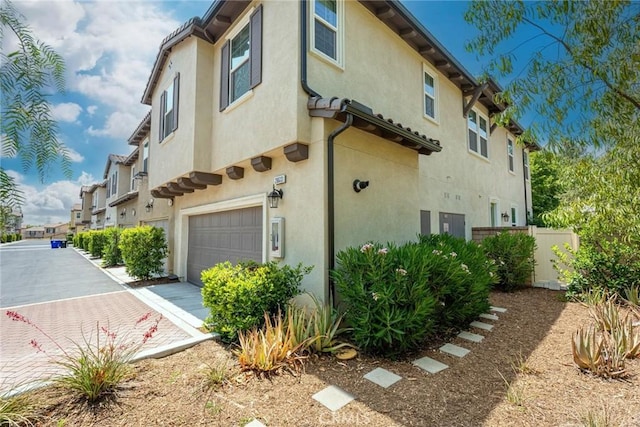 28613 Jardineras Dr, Valencia, CA 91354 - photo 29
