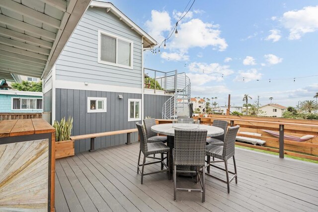 1009 S Cleveland St, Oceanside, CA 92054 - wooden terrace featuring outdoor dining area
