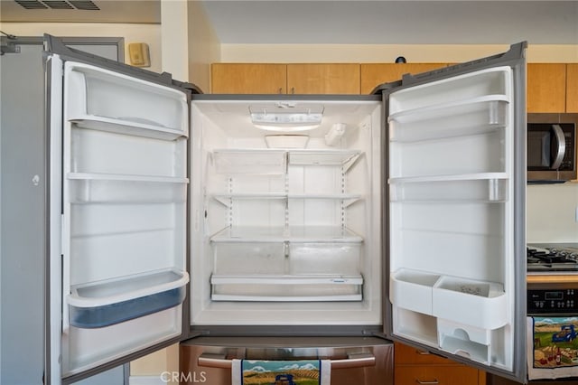 285 W 6th St, Unit San Pedro, CA 90731 - photo 27