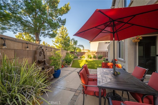 1782 Saige View Cir, Upland, CA 91784 - fenced backyard featuring a patio and outdoor dining area
