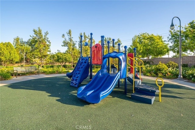 1782 Saige View Cir, Upland, CA 91784 - view of community play area