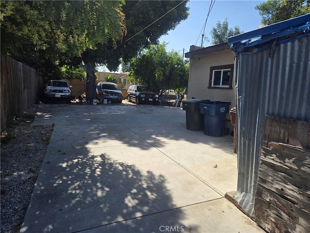 10327 Bodger St, El Monte, CA 91733 - view of concrete driveway