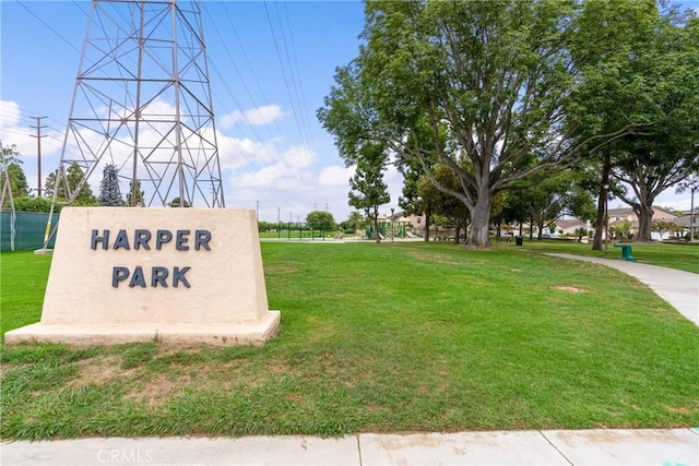 18684 Santa Ynez St, Fountain Valley, CA 92708 - view of property's community with a yard