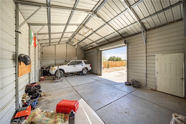 41015 163rd St E, Lancaster, CA 93535 - garage featuring metal wall