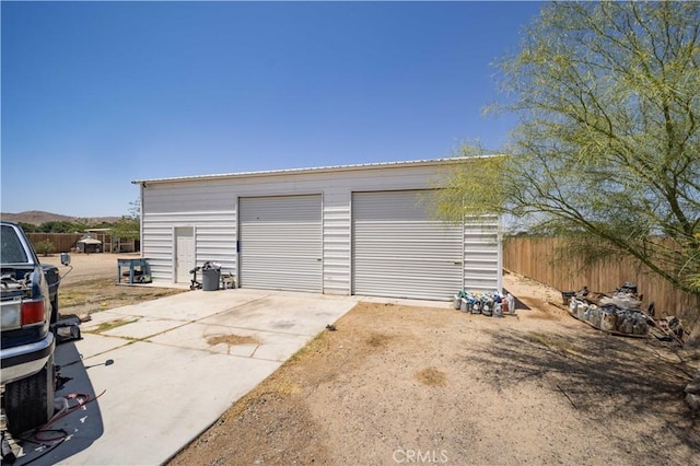 41015 163rd St E, Lancaster, CA 93535 - view of detached garage