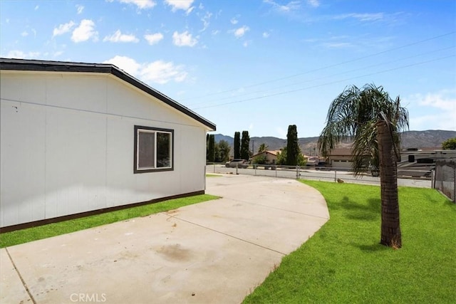 1225 N Alessandro St, Banning, CA 92220 - view of yard featuring a mountain view and a patio