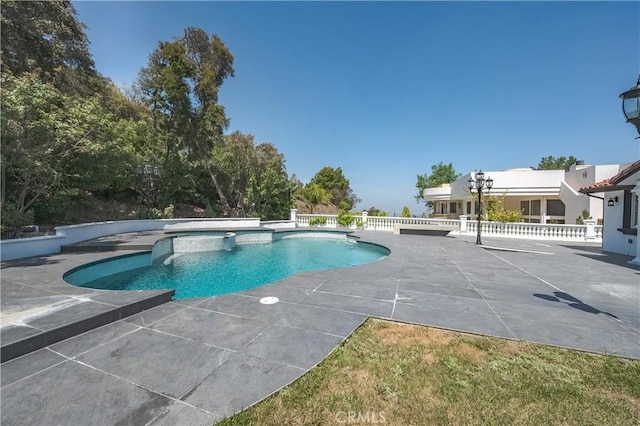 3856 Vista Linda Dr, Encino, CA 91316 - outdoor pool with a patio and an in-ground hot tub