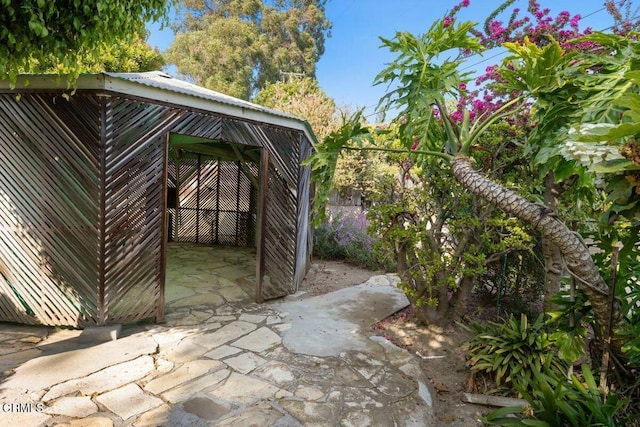 410 Palomares Ave, Ventura, CA 93003 - photo 35