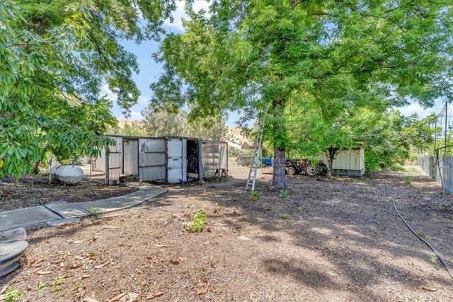 31497 Success Valley Dr, Porterville, CA 93257 - photo 40
