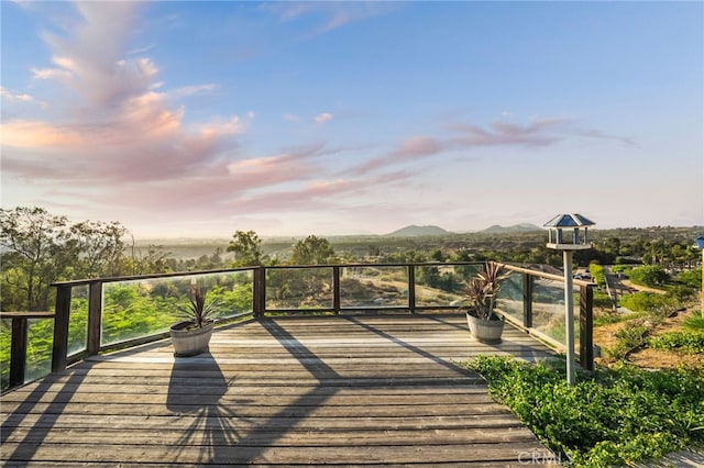 40115 Via Cordova, Temecula, CA 92592 - deck featuring a mountain view