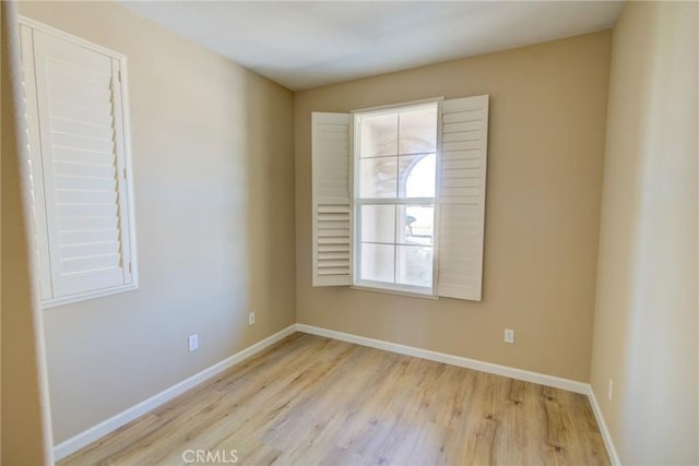 518 Barclay Way, Merced, CA 95348 - unfurnished room featuring wood finished floors and baseboards