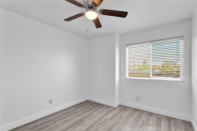 12725 Sundown Rd, Victorville, CA 92392 - unfurnished room with light wood-style floors and ceiling fan