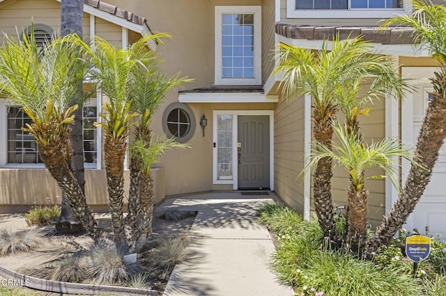 2085 Koala Pl, Oxnard, CA 93036 - property entrance featuring stucco siding