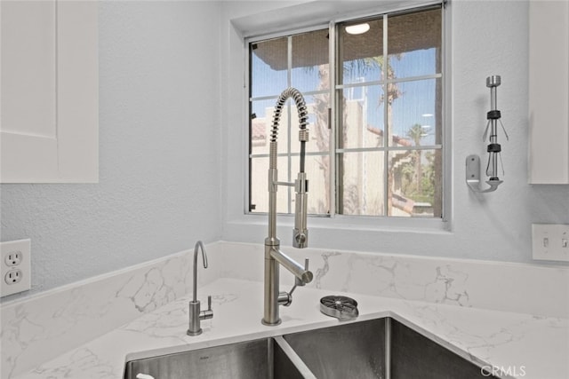 2700 Lawrence Crossley Rd Unit 52, Palm Springs, CA 92264 - photo 7