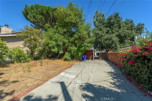4608 Dyer St, La Crescenta, CA 91214 - view of patio featuring driveway