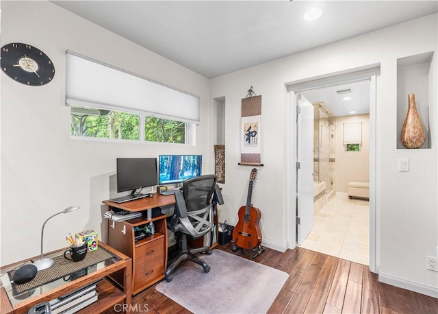3624 Loadstone Dr, Sherman Oaks, CA 91403 - photo 19