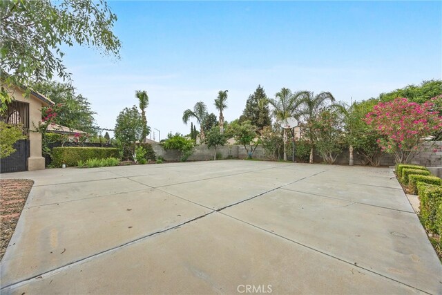 12209 Vista Montana Dr, Bakersfield, CA 93306 - photo 55