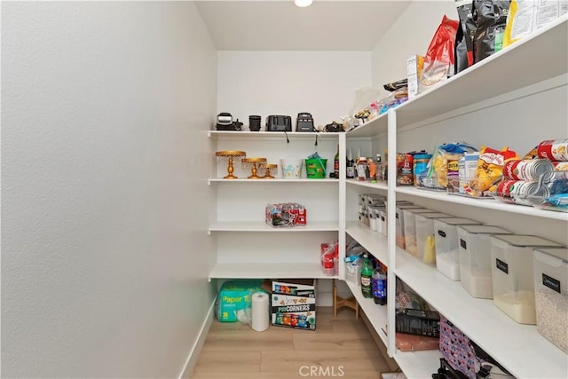 16707 Island Oak St, Fontana, CA 92336 - view of pantry