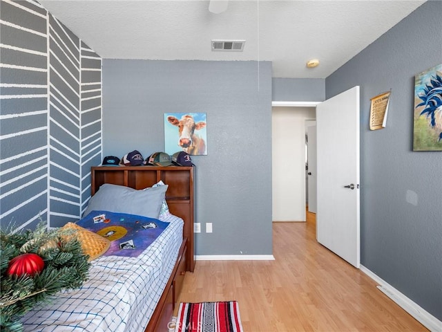 11671 Mountain Rd, Pinon Hills, CA 92372 - bedroom featuring wood finished floors