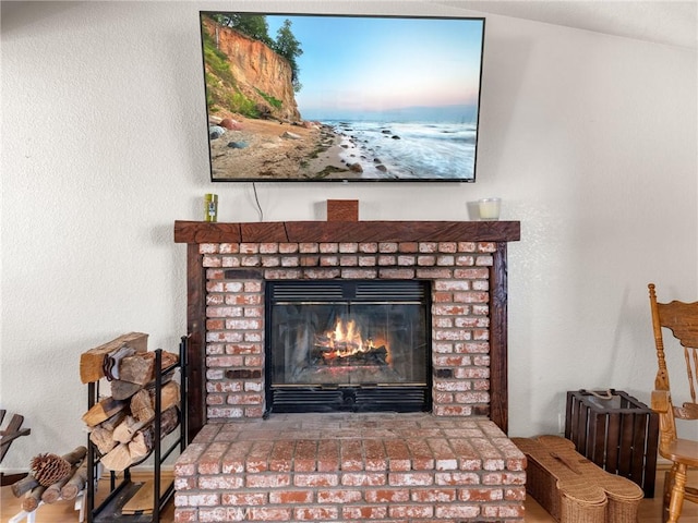 11671 Mountain Rd, Pinon Hills, CA 92372 - detailed view of a fireplace