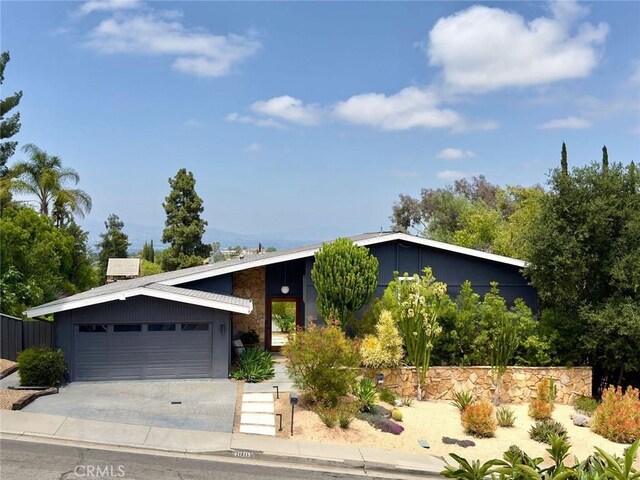 21815 Ambar Dr, Woodland Hills, CA 91364 - photo 1