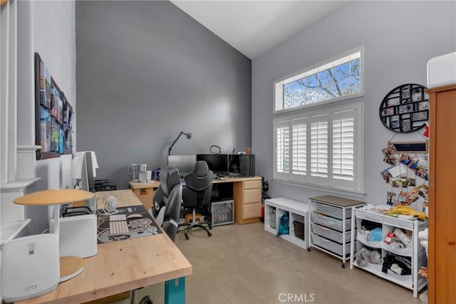6320 Rancho Rio Rd, Paramount, CA 90723 - office space featuring high vaulted ceiling
