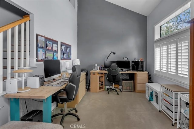 6320 Rancho Rio Rd, Paramount, CA 90723 - office with concrete floors and a high ceiling
