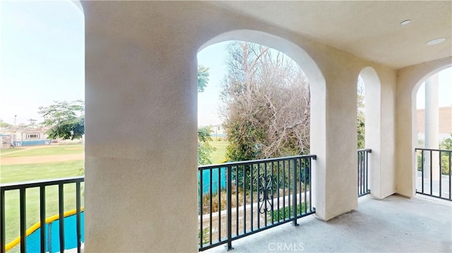 2750 W 182nd St Unit 112, Torrance, CA 90504 - view of balcony