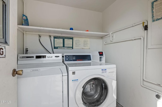 5946 Hickory St Unit 1, Carpinteria, CA 93013 - laundry area featuring washing machine and dryer