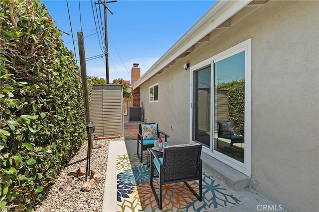 1837 N Studebaker Rd, Long Beach, CA 90815 - view of patio / terrace
