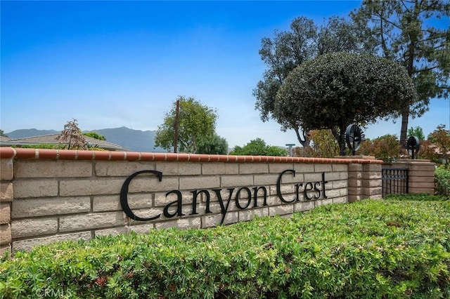 1500 Country Club Dr, Riverside, CA 92506 - community sign featuring a mountain view
