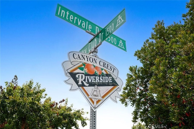 1500 Country Club Dr, Riverside, CA 92506 - exterior view