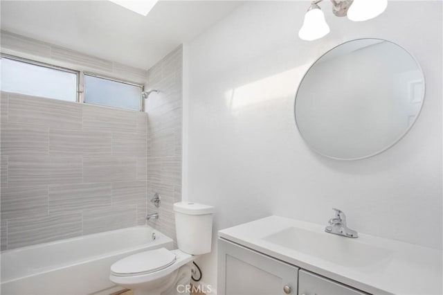 23372 Caminito Marcial Unit 187, Laguna Hills, CA 92653 - full bathroom featuring bathtub / shower combination and vanity