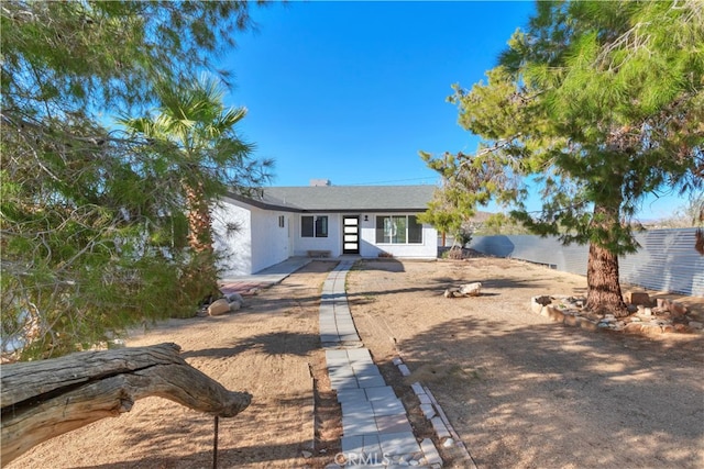 61638 La Jolla Dr, Joshua Tree, CA 92252 - view of front of home featuring stucco siding