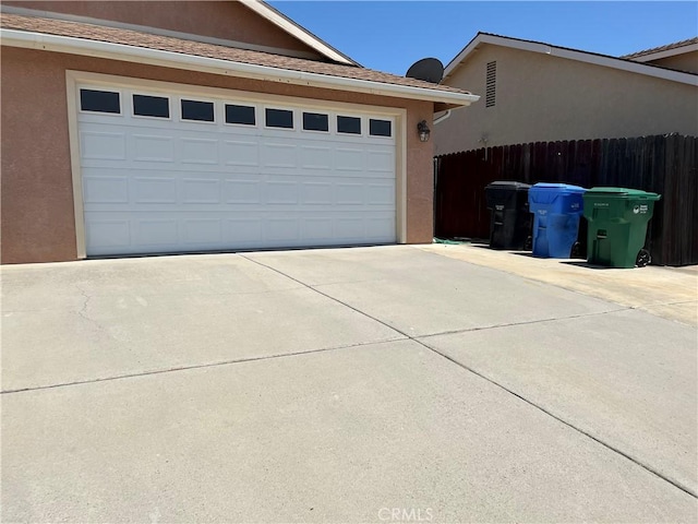 2306 Apion Ct, Paso Robles, CA 93446 - garage featuring concrete driveway