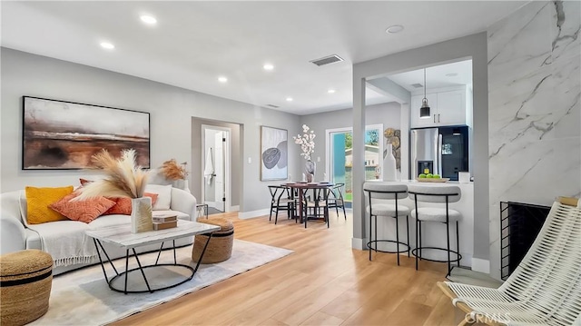 1832 N Rose St, Burbank, CA 91505 - photo 4
