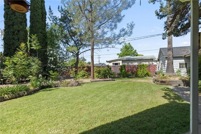 1603 Colusa St, Corning, CA 96021 - view of yard
