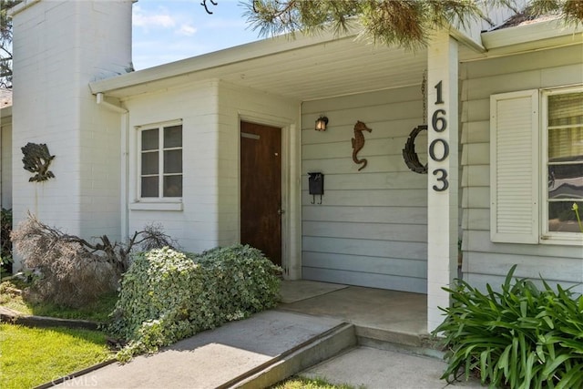 1603 Colusa St, Corning, CA 96021 - property entrance with a chimney