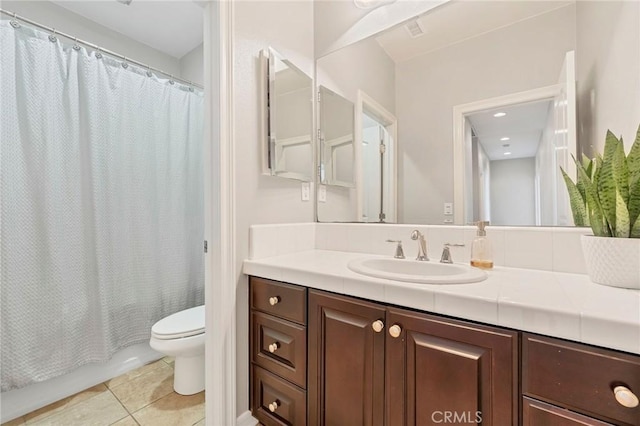 46379 Canyon Crest Ct, Temecula, CA 92592 - full bath featuring vanity, tile patterned floors, and shower / bathtub combination with curtain