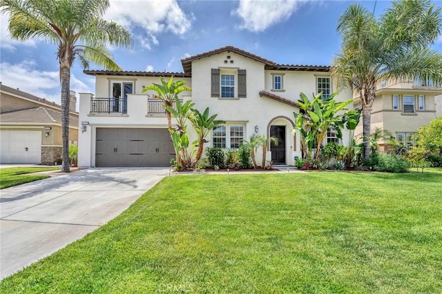 46379 Canyon Crest Ct, Temecula, CA 92592 - mediterranean / spanish house featuring stucco siding, a garage, driveway, a balcony, and a front lawn