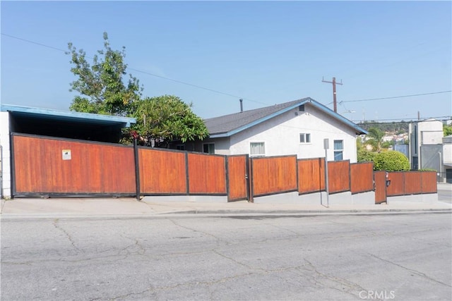 3801 Whiteside St, Los Angeles, CA 90063 - view of front facade featuring stucco siding