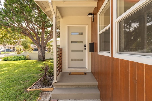 2721 184th St, Redondo Beach, CA 90278 - property entrance with a yard