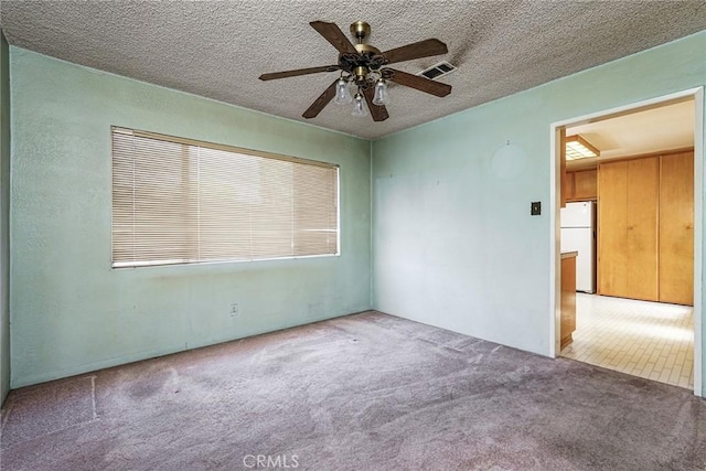 1510 E 53rd St, Long Beach, CA 90805 - carpeted spare room featuring ceiling fan and a textured ceiling