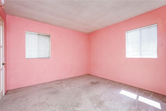 1510 E 53rd St, Long Beach, CA 90805 - empty room with carpet and a textured ceiling