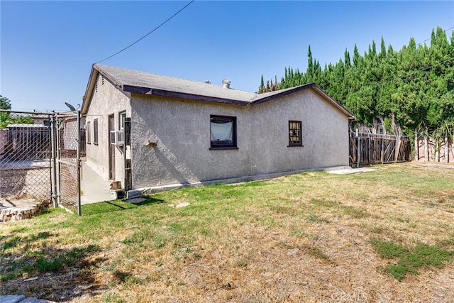 1510 E 53rd St, Long Beach, CA 90805 - view of property exterior with a fenced backyard and stucco siding