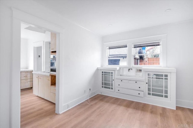 275 Euclid Ave, Long Beach, CA 90803 - spare room featuring light wood-type flooring