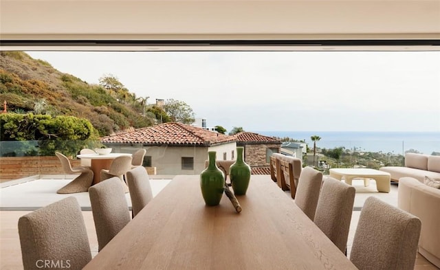 1105 Skyline Dr, Laguna Beach, CA 92651 - view of patio with outdoor dining space