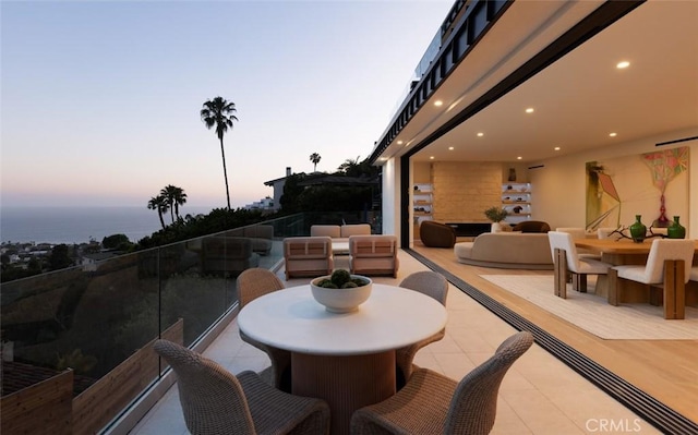 1105 Skyline Dr, Laguna Beach, CA 92651 - view of patio / terrace